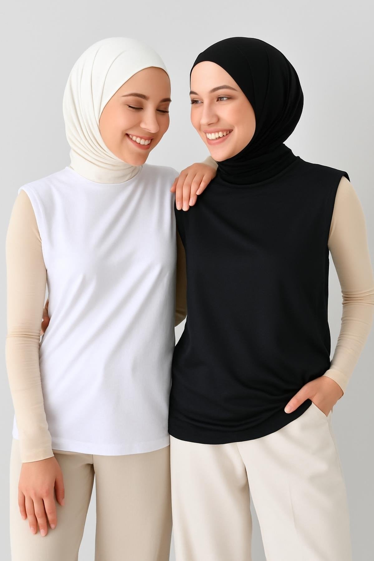 2'li Paket Bisiklet Yaka Kolsuz İçlik Seti – Siyah & Beyaz