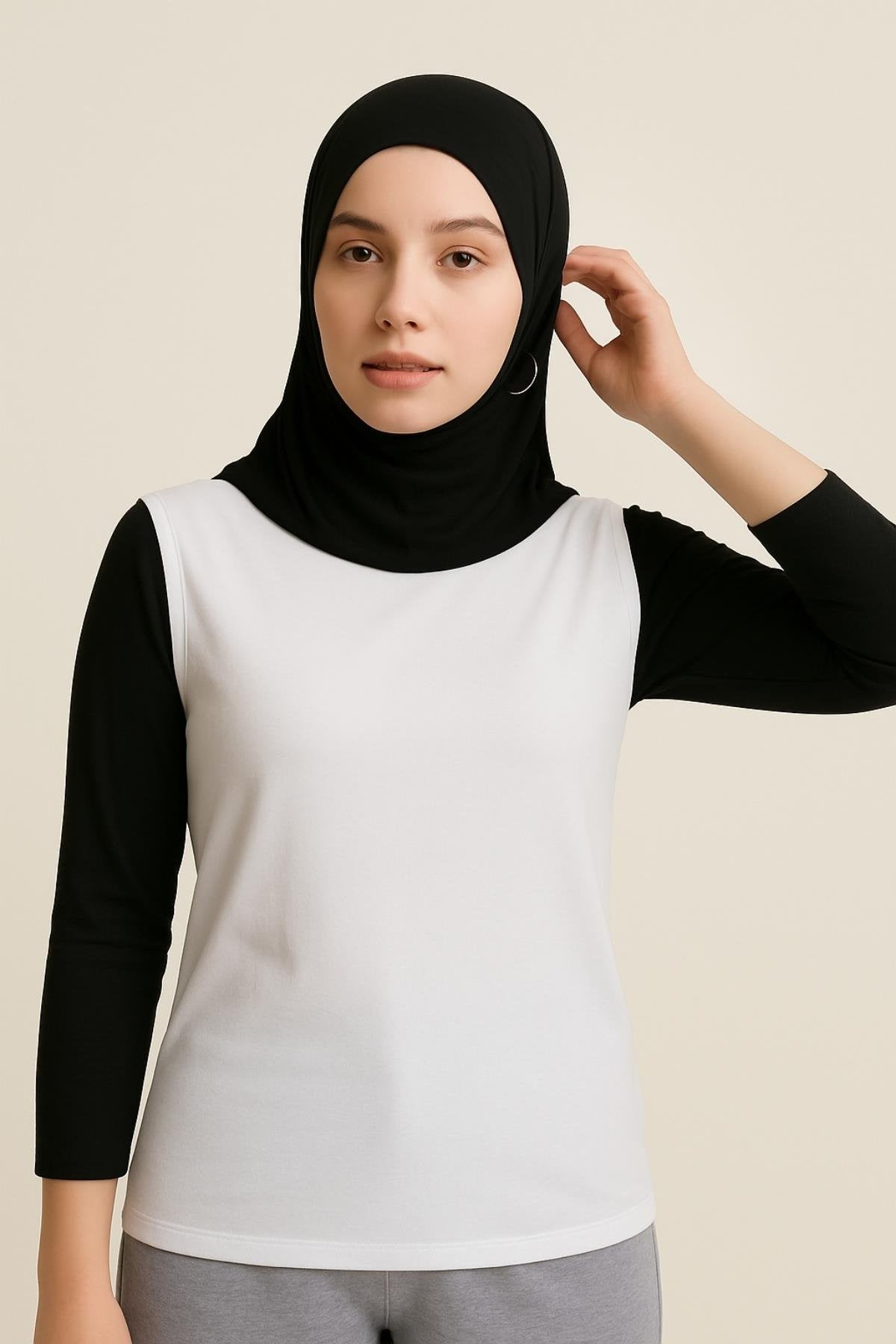 Bisiklet Yaka Kolsuz İçlik – Beyaz