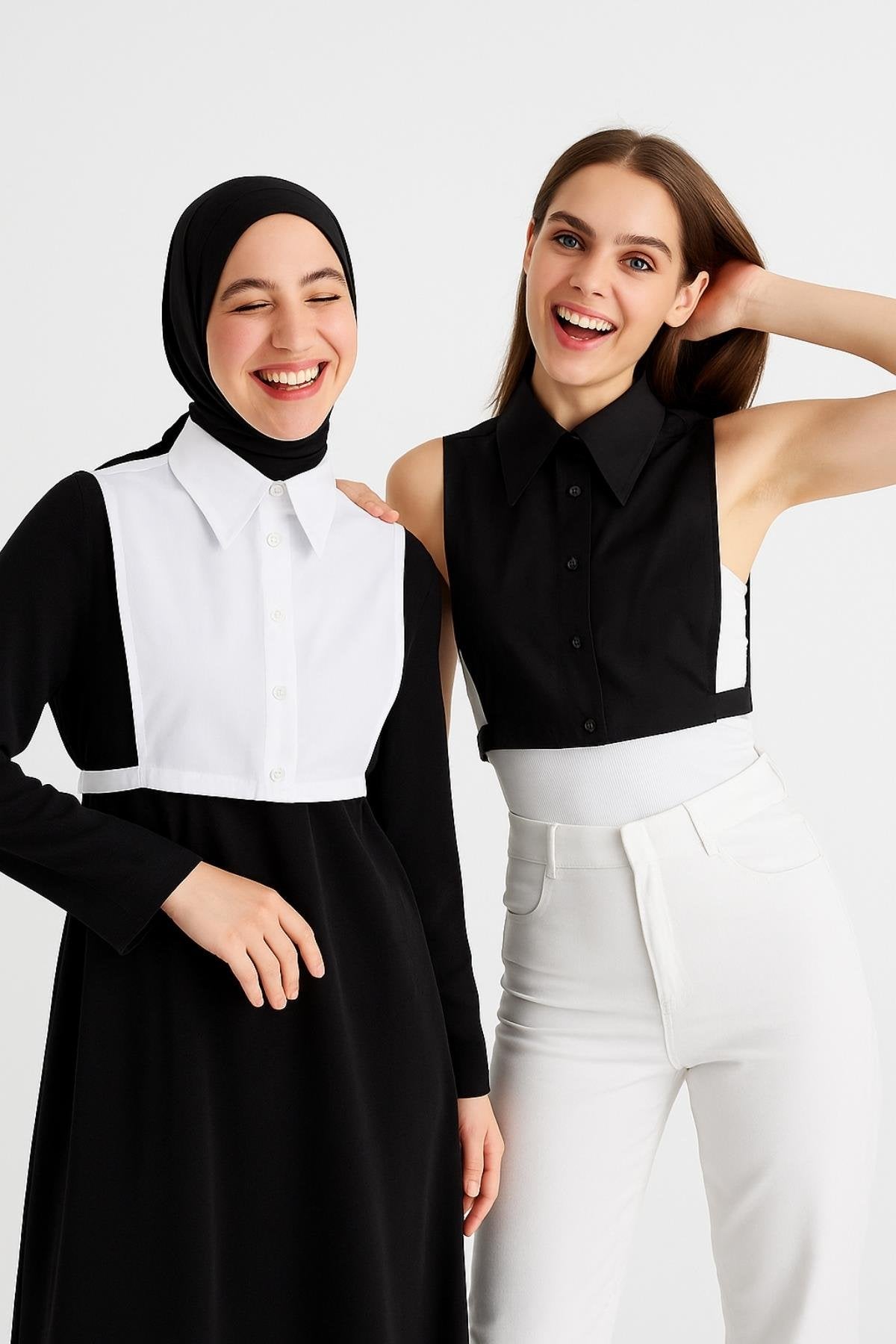 2-Pack Shirt Collar Set - Black and White