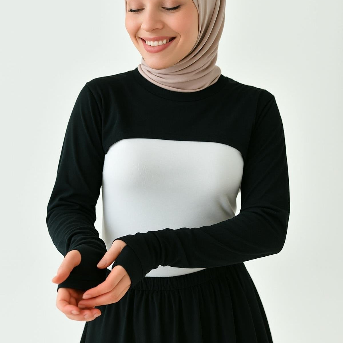 Tesettür kolluk modelleri, siyah boyunluklu kolluk kadın giyim