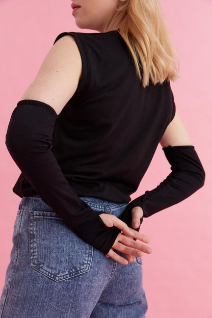 Parmak Detaylı Lastikli Kolluk - Siyah