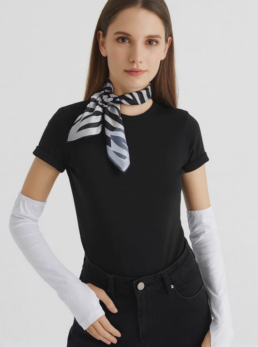 Parmak Detaylı Lastikli Kolluk - Beyaz