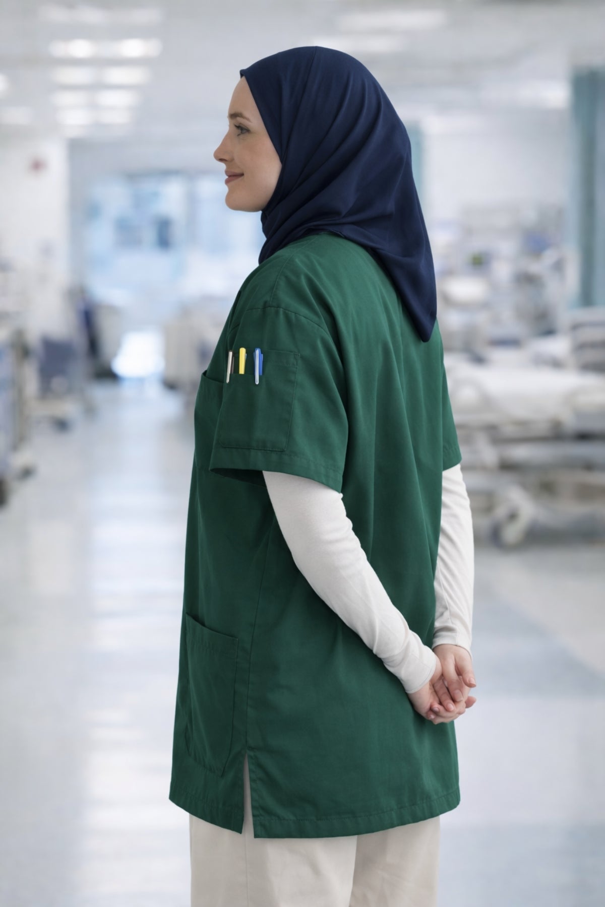 Kişiye Özel İsimli Tek Üst 4 Cepli Scrubs Forma - Yeşil